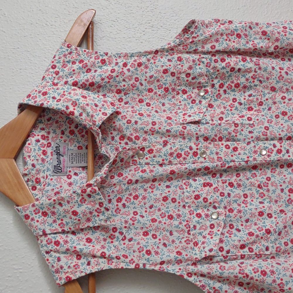 Wrangler Western floral shirt 100% Cotton Pink Red